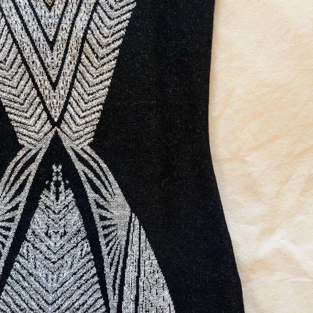 Size Medium Guess Bodycon Sweater Dress Black/Silver - Picture 2 of 4